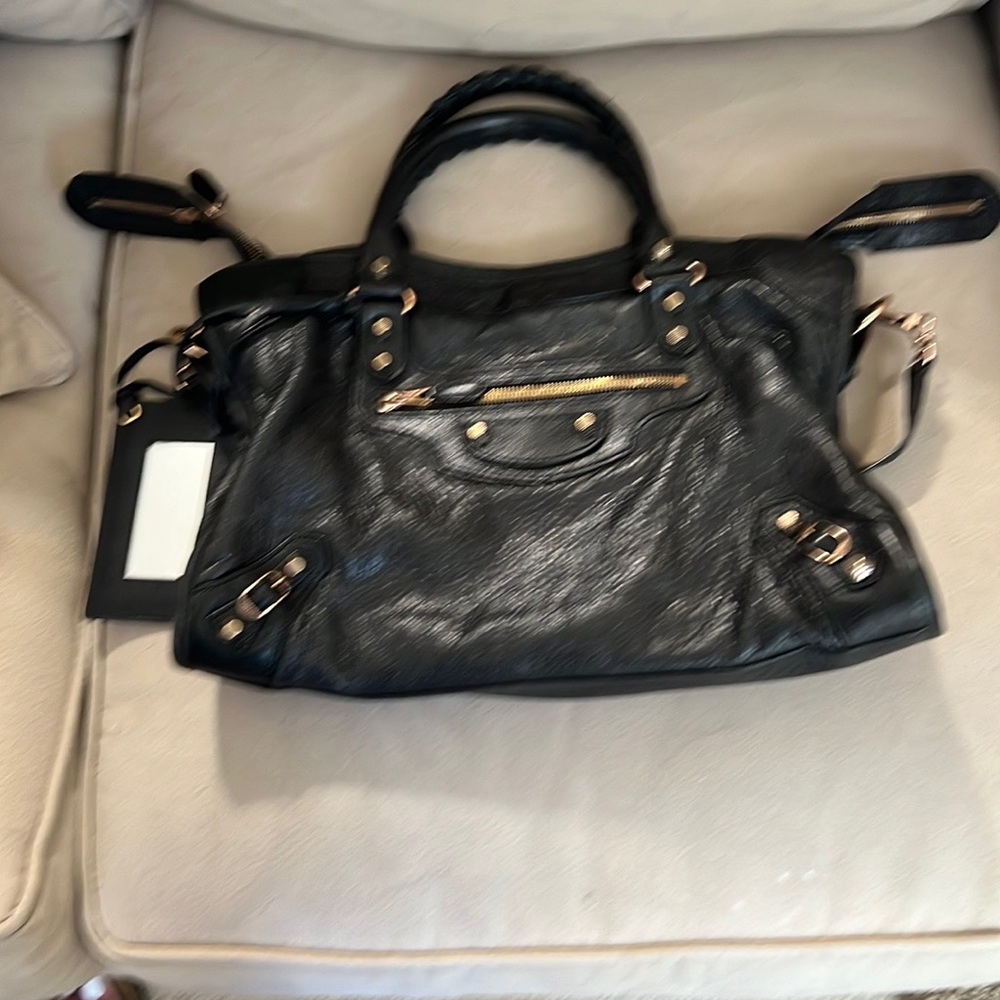 Medium City Tote.  Very Good Condition.